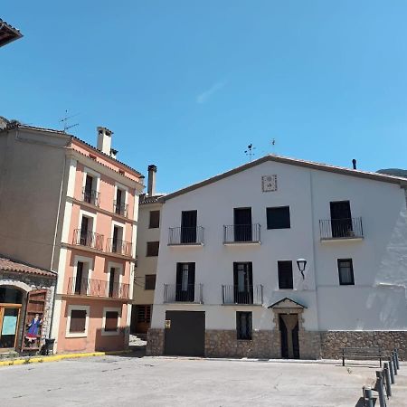 Un Tros De Sal. Casa Rural A Gerri De La Sal. Villa ภายนอก รูปภาพ
